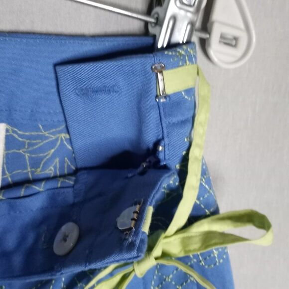 Talbots Stretch Blue/Lime Pineapple/Floral Detail Capris Women's Size 8 Petite - Picture 5 of 8
